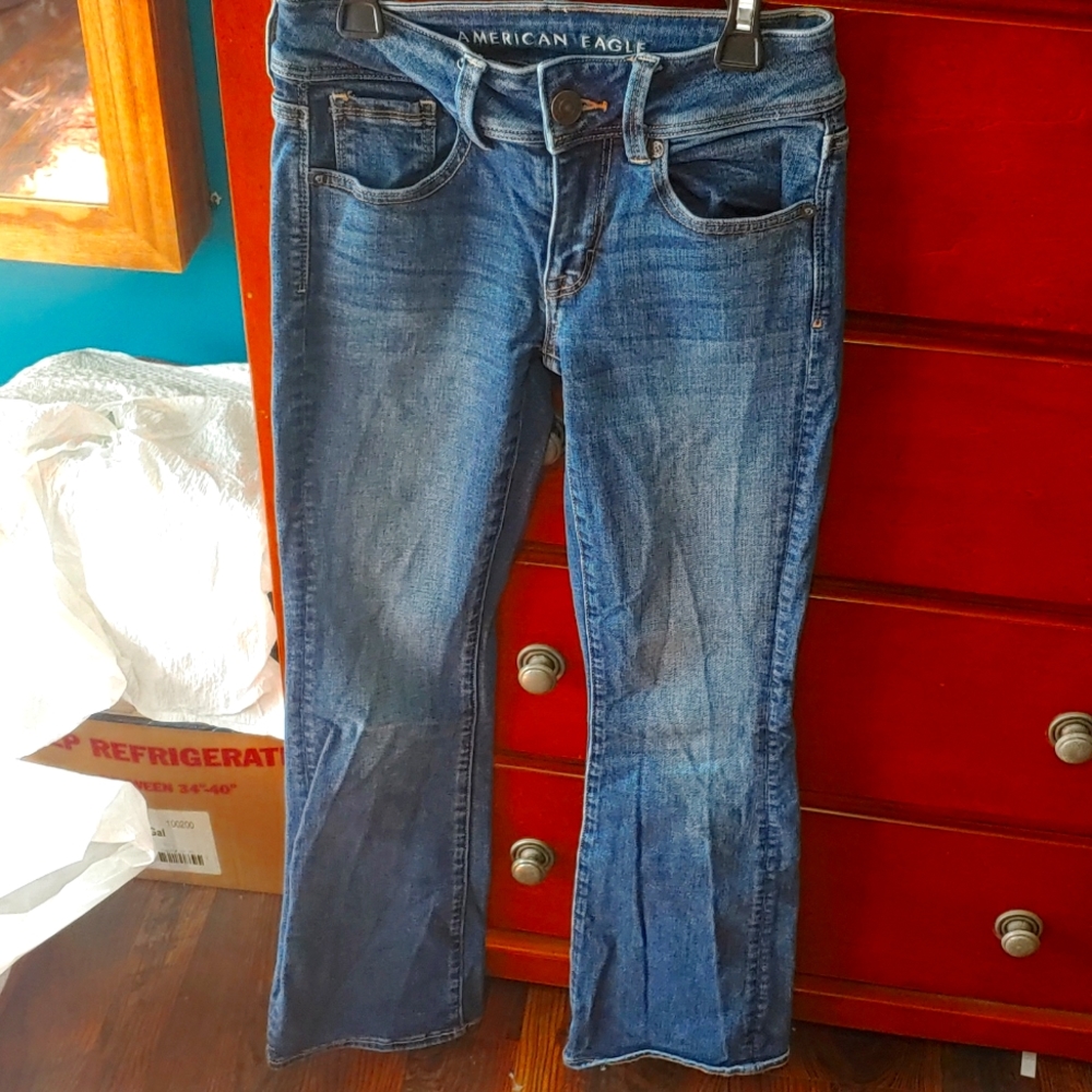 AE kickboot jeans